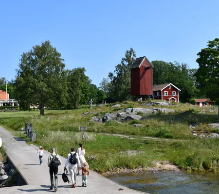Norra båtlinjen: dagsutflykt till Lidö
